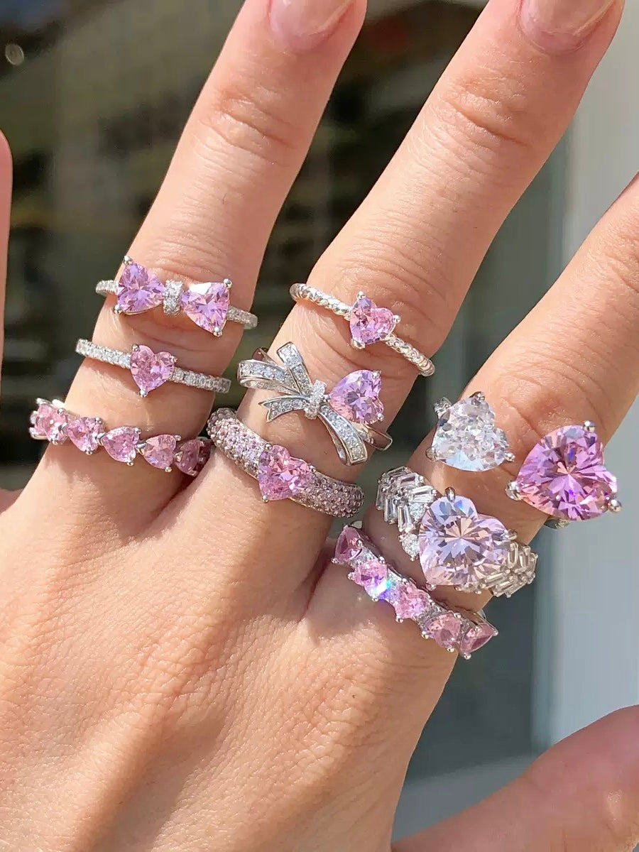 MANY PINK RINGS