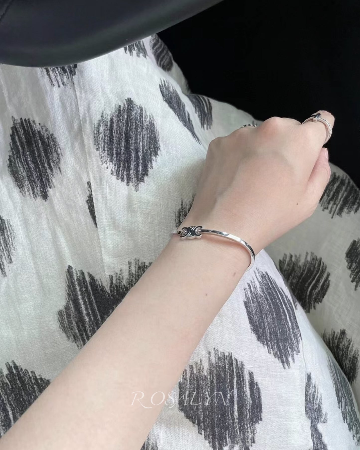 CE BRACELET