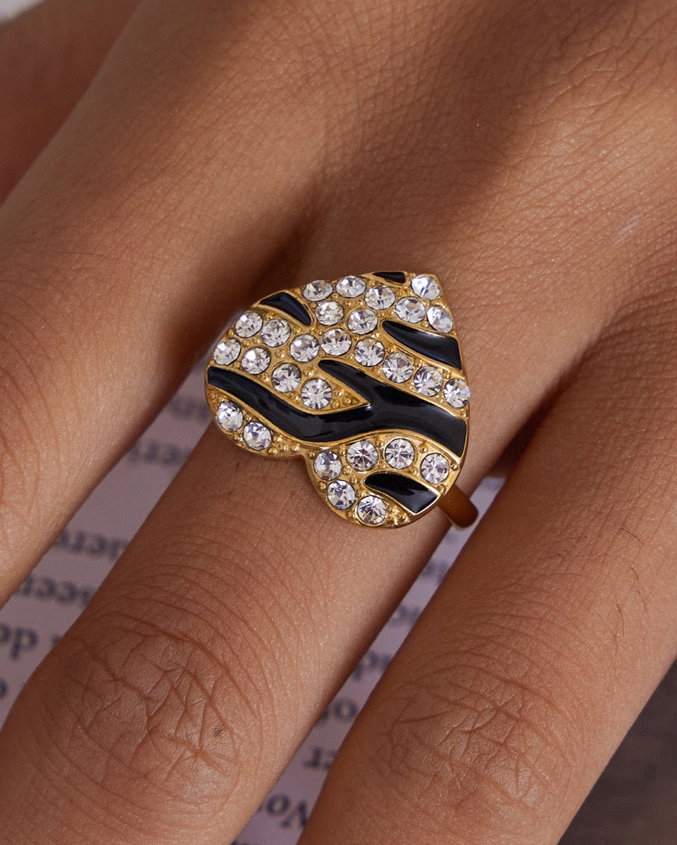 LOVE RING