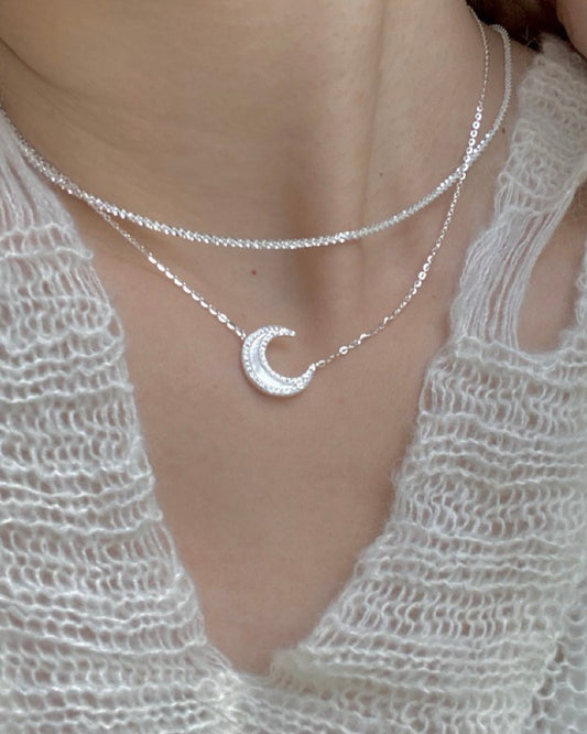 BROKEN SILVER MOON NECKLACE
