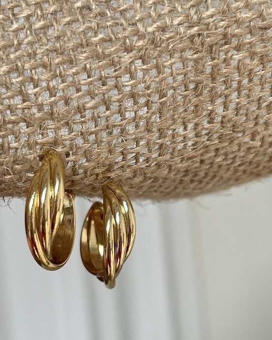 WAVY EARRINGS