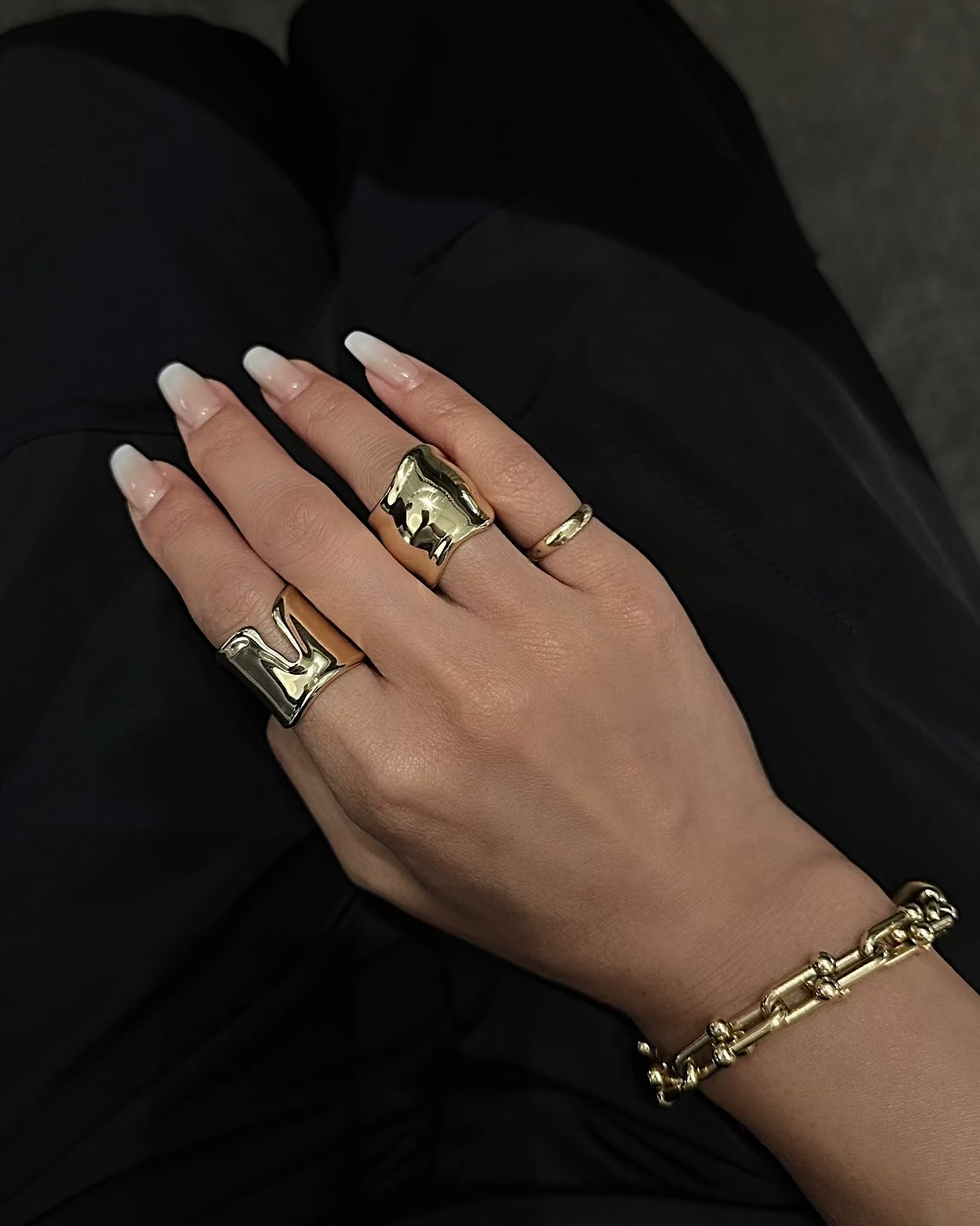 SPLIT RING