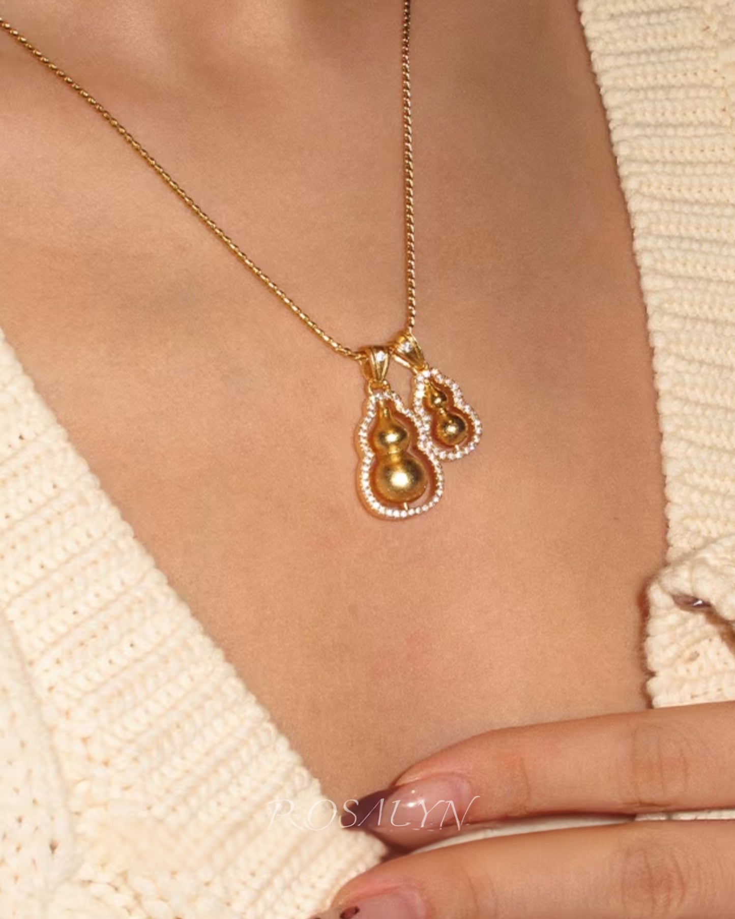 FLASH DRILL GOURD NECKLACE