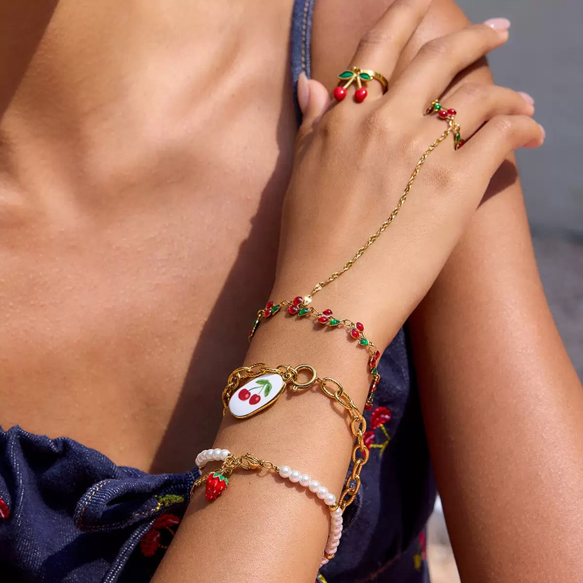 CHERRY HAND HARNESS