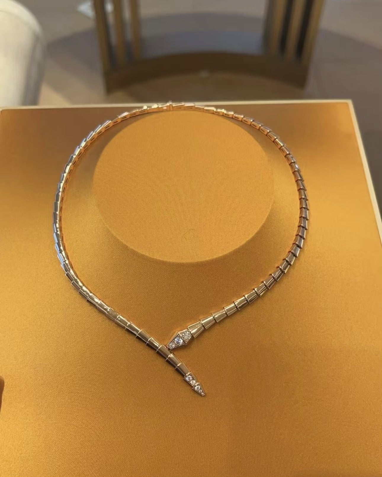 SERPENTI VIPER NECKLACE