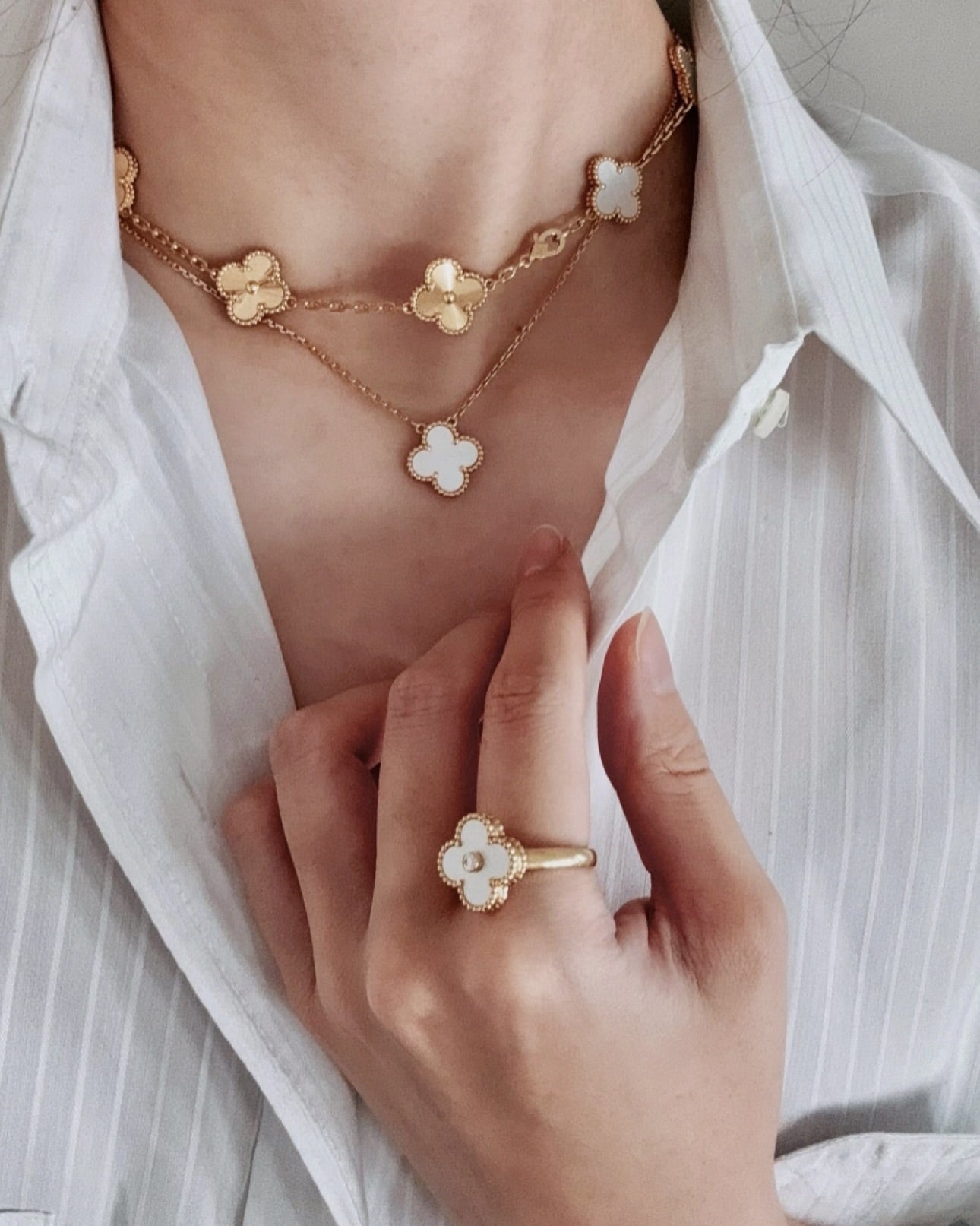 FOUR-LEAF CLOVER NECKLACE