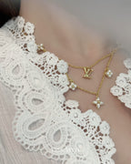 LU FLUTTERING LITTLE FLOWER NECKLACE