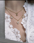 LU FLUTTERING LITTLE FLOWER NECKLACE
