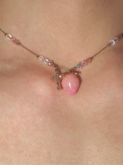 LUCKY STRAWBERRY NECKLACE