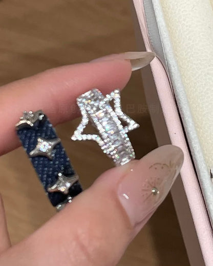 VERY COOL STAR ORBIT RING