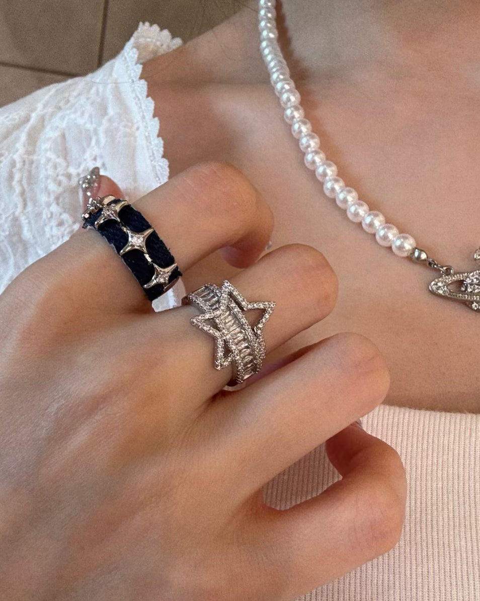 VERY COOL STAR ORBIT RING