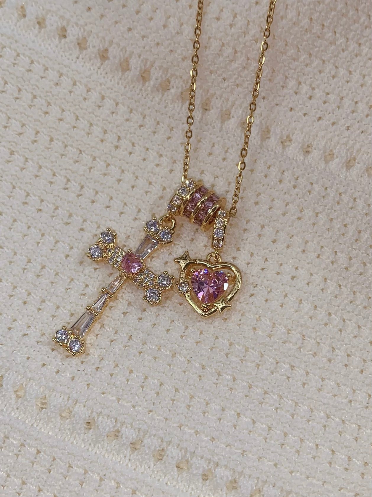 SWEETHEART PARTY NECKLACE