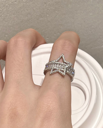 VERY COOL STAR ORBIT RING