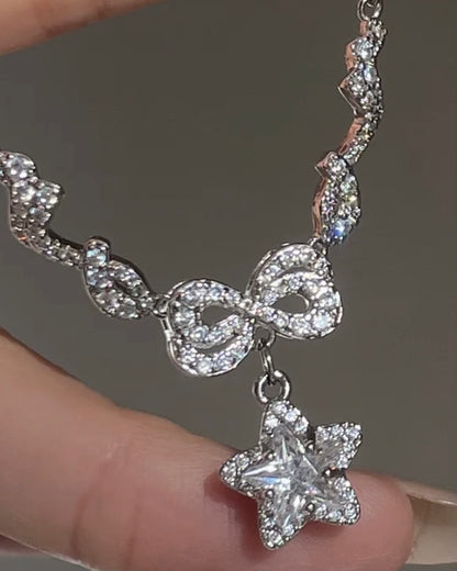 CHRISTMAS PARTY NECKLACE