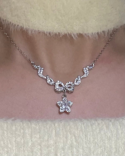 CHRISTMAS PARTY NECKLACE