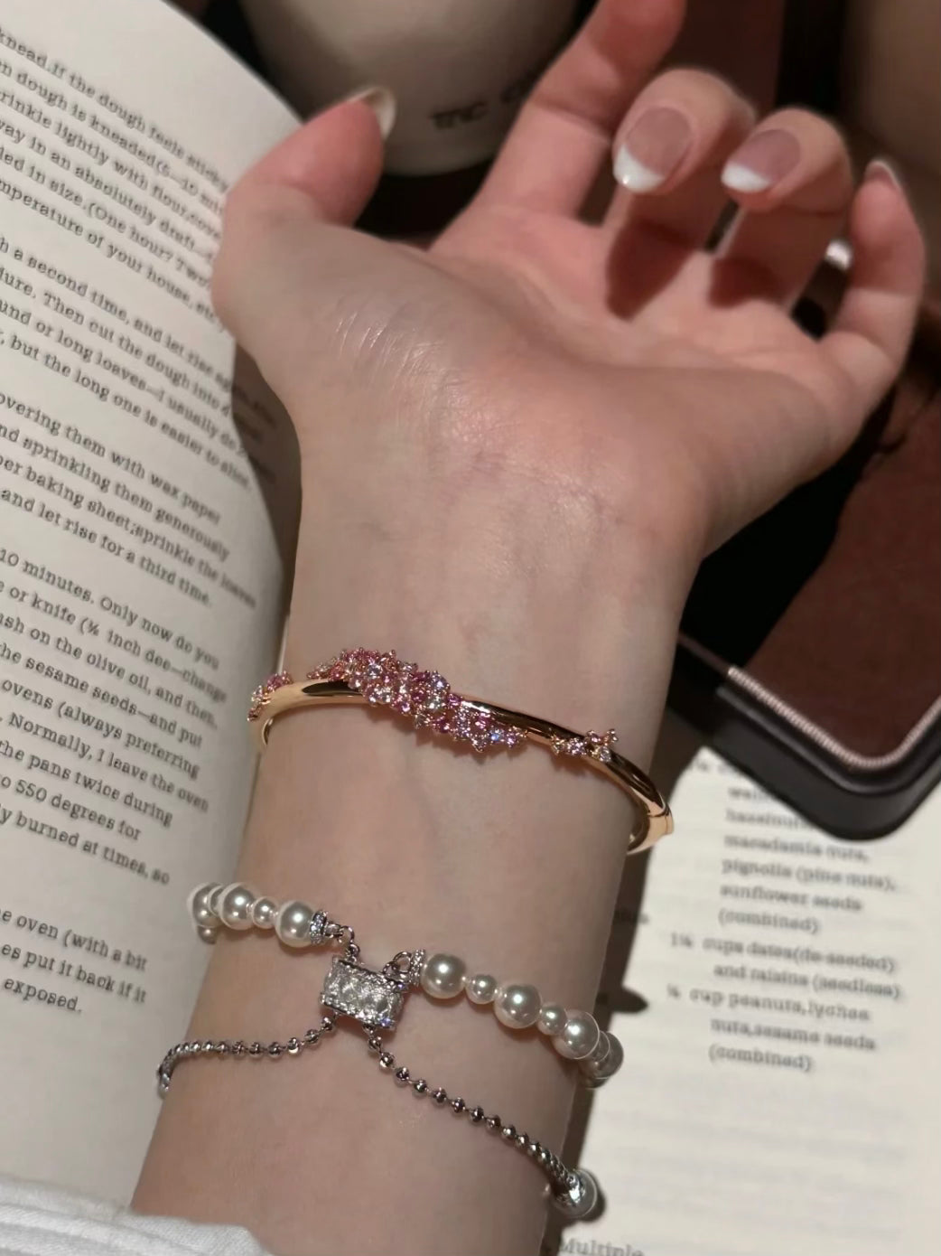 FLOWER BRACELET
