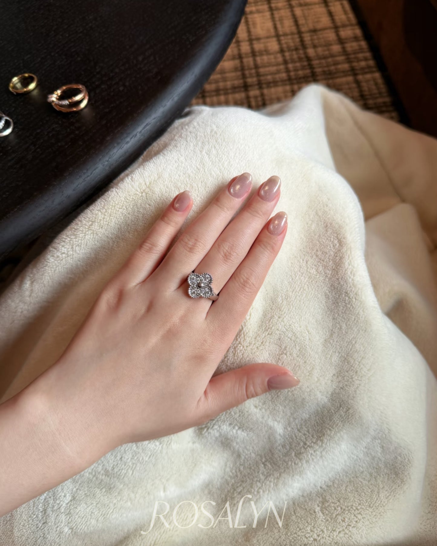 FOUR-LEAF CLOVER RING