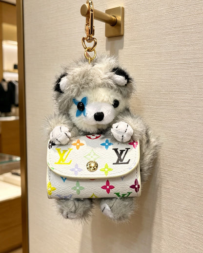 LU  BAG DECORATIONS EARPHONE CASE