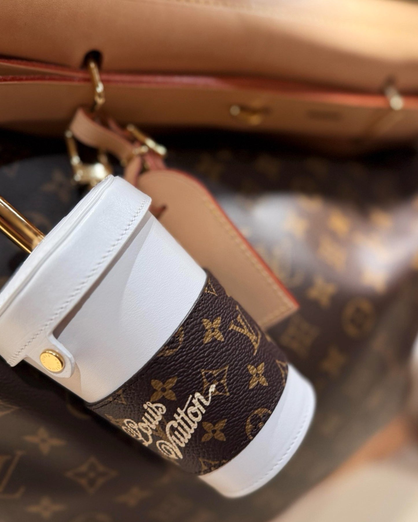 LULU COFFEE CUP BAG DECORATIONS