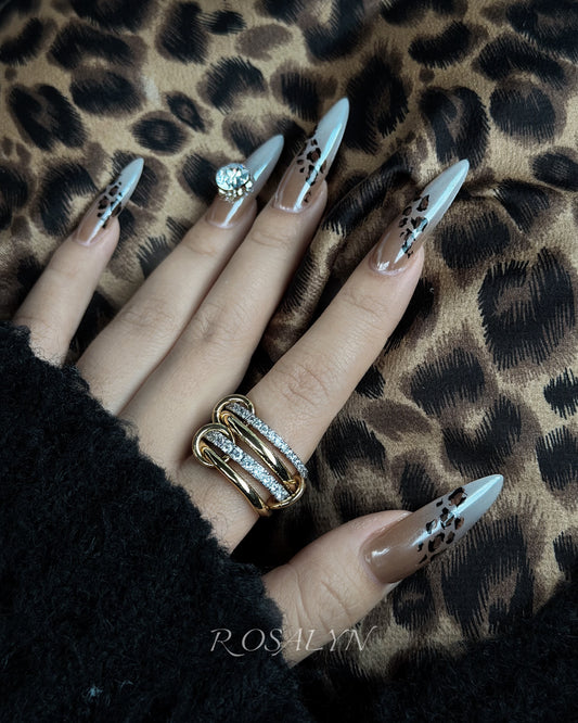 THREE-RING RING