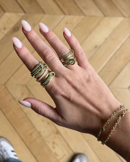 THREE-RING RING