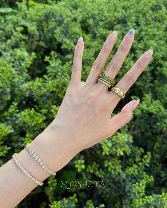 THREE-RING RING