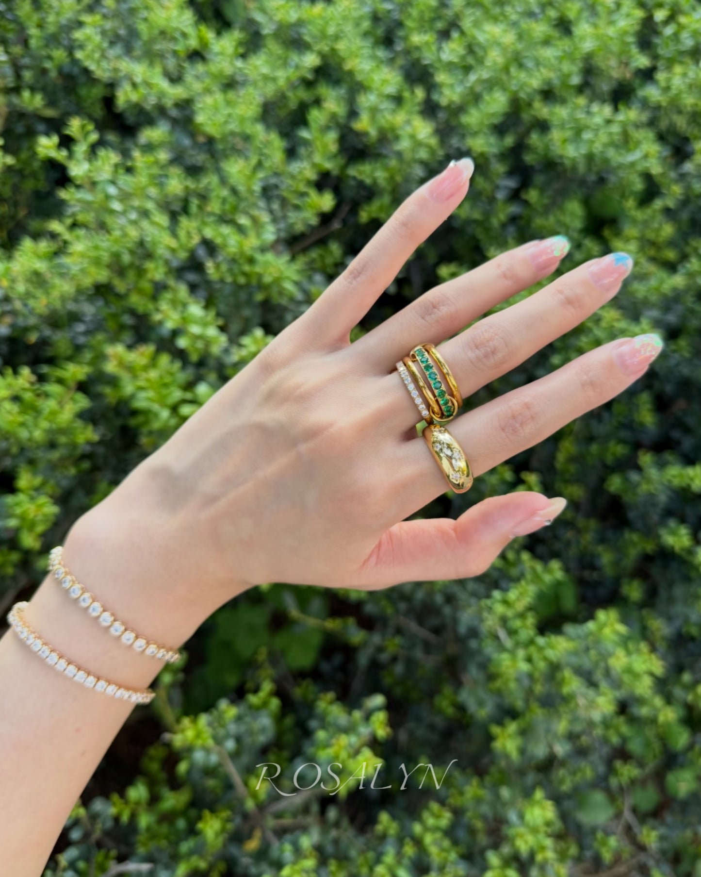 THREE-RING RING