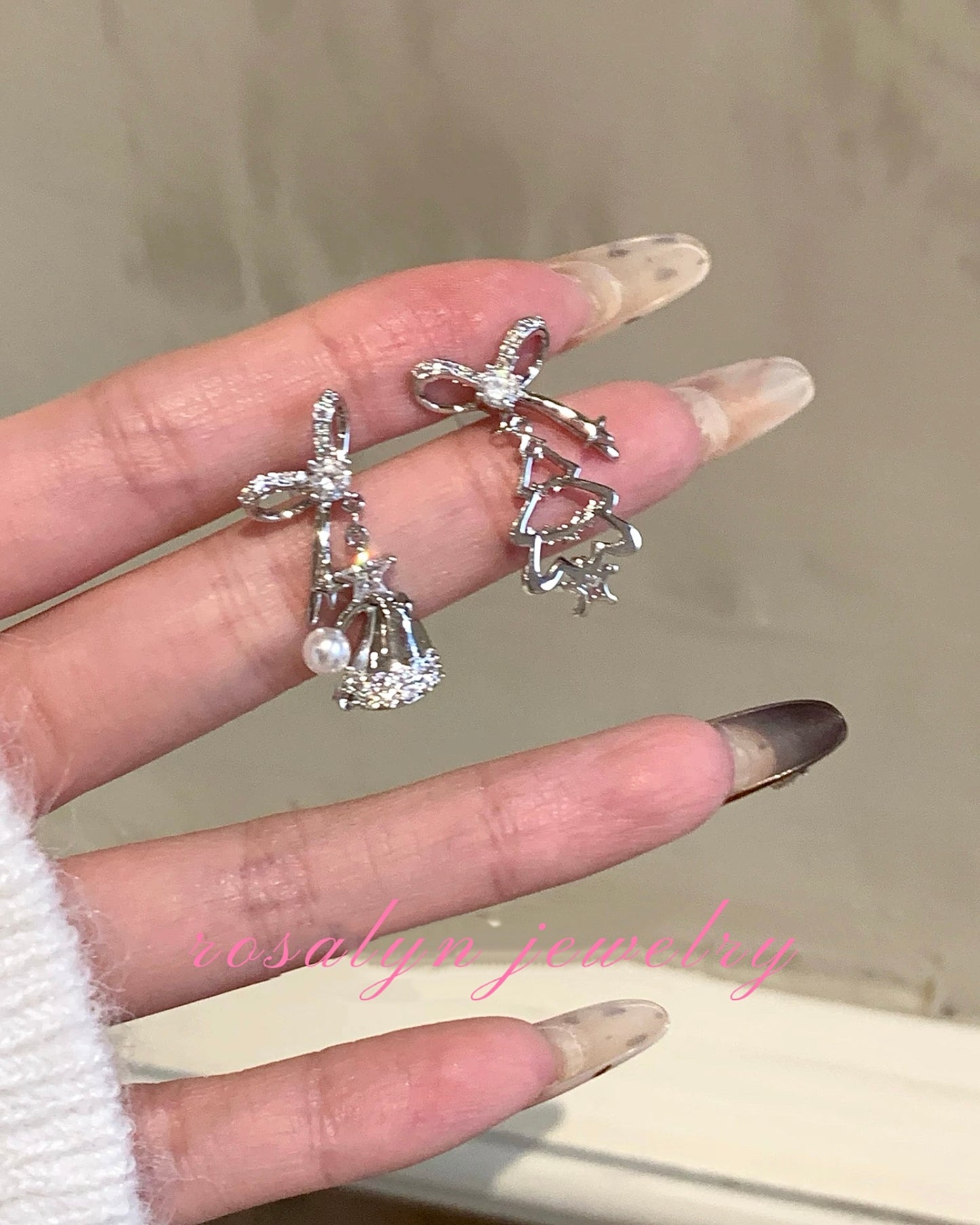 CHRISTMAS TREE EARRINGS