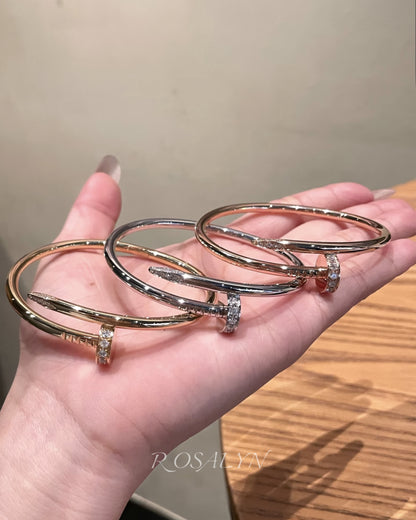 NAIL BRACELET