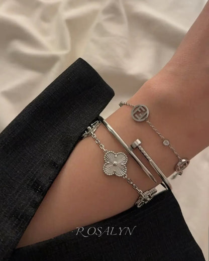 NAIL BRACELET