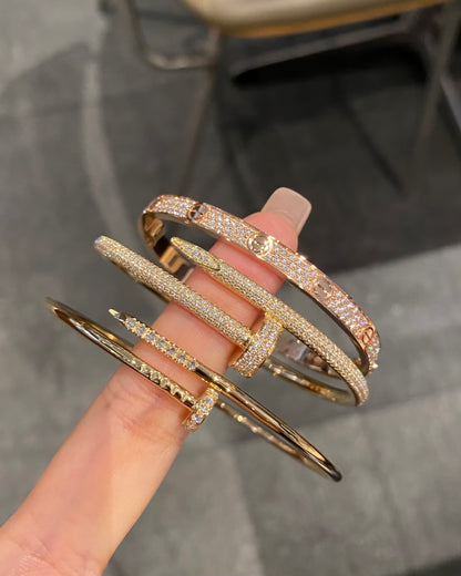 NAIL BRACELET