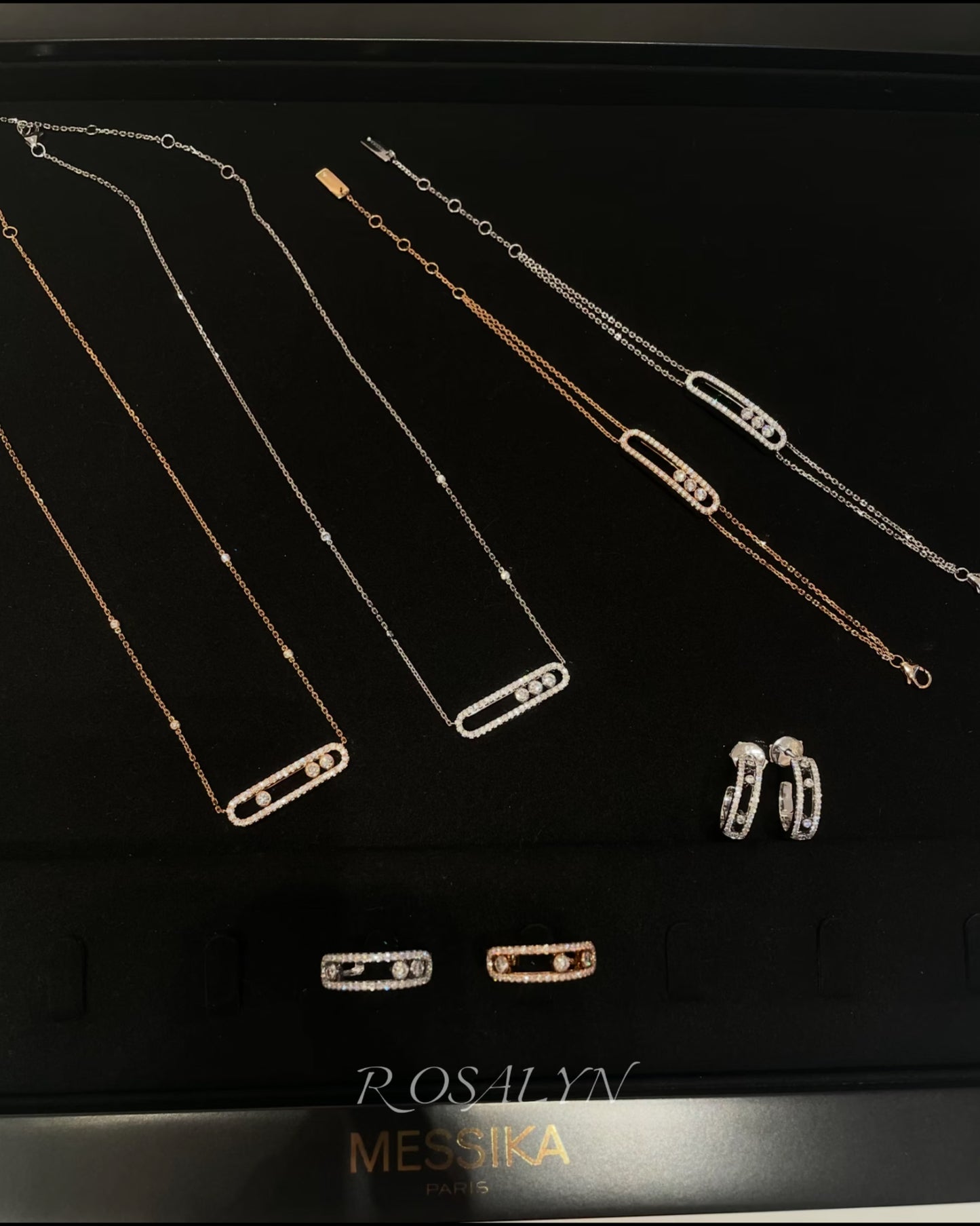 MOVE DIAMOND NECKLACE