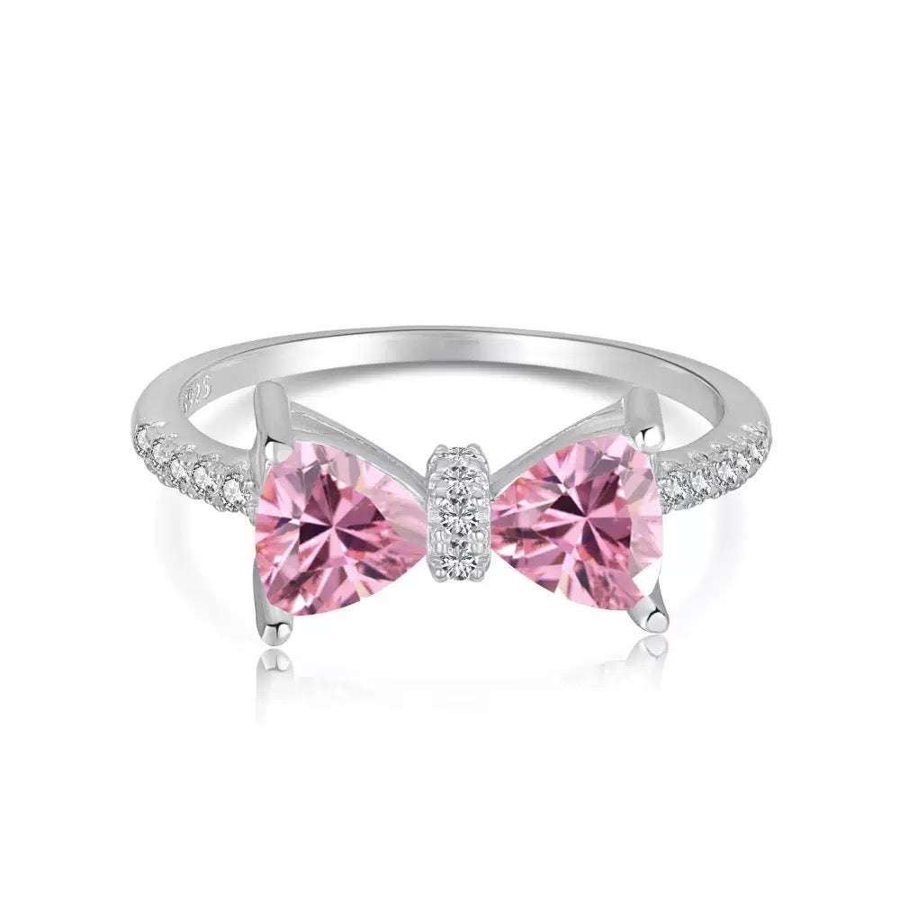 MANY PINK RINGS