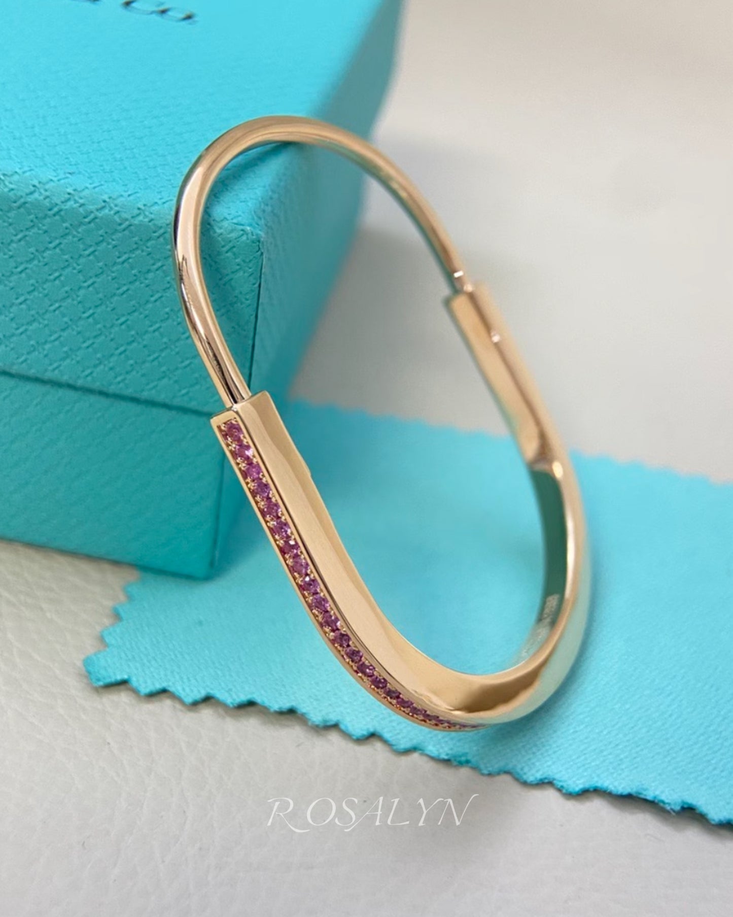 LOCK BRACELET