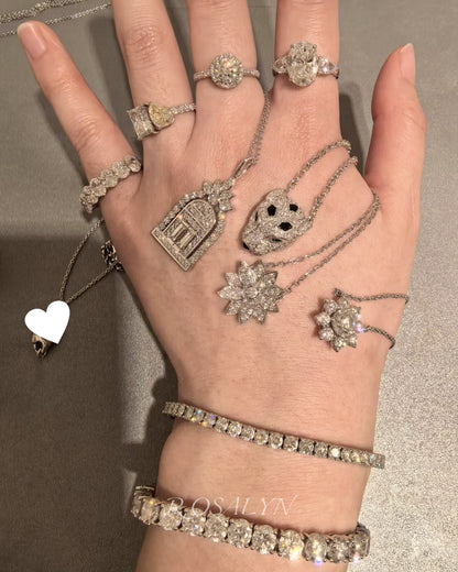 HAPPINESS GATE NECKLACE
