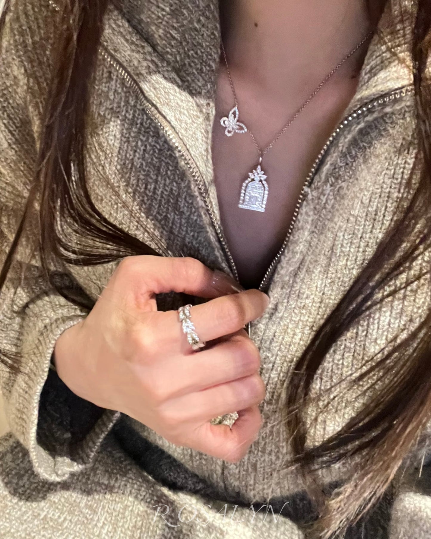 HAPPINESS GATE NECKLACE