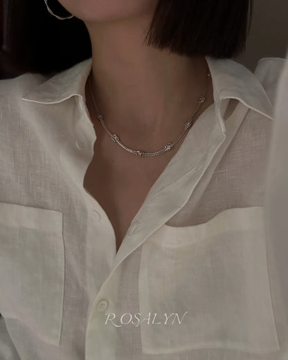 CC FLOWER NECKLACE
