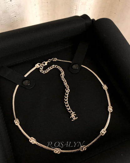 CC FLOWER NECKLACE