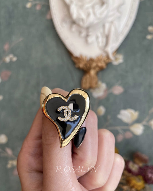 ENAMEL HEART BROOCH