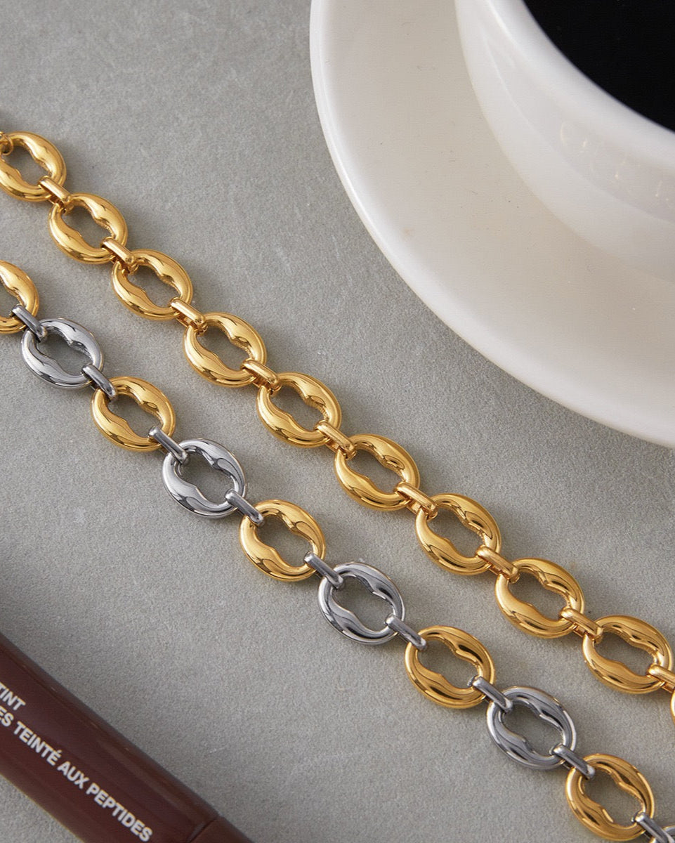 CHAIN BRACELET