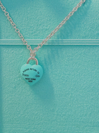 BLUE CANDY BEAN NECKLACE