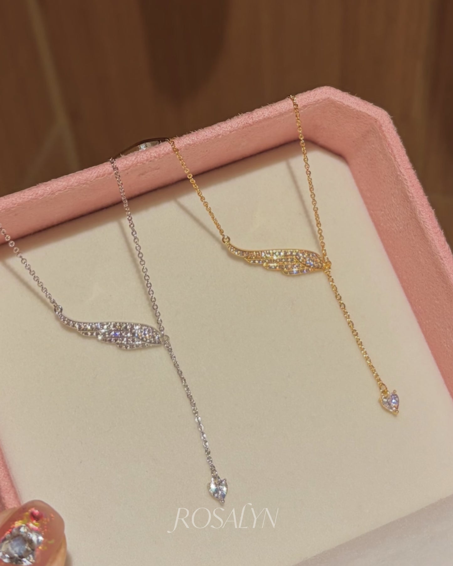 ANGEL NECKLACE
