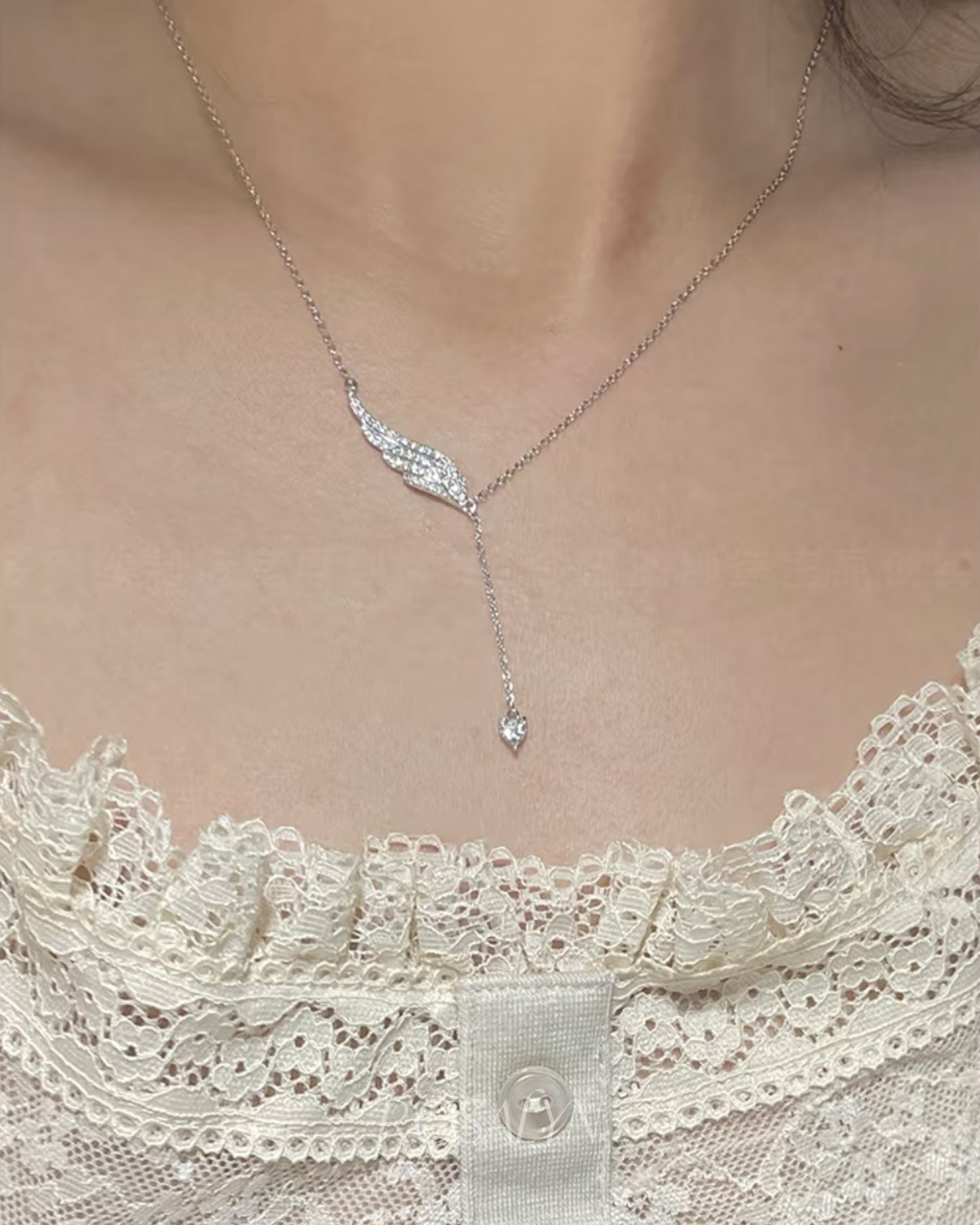 ANGEL NECKLACE