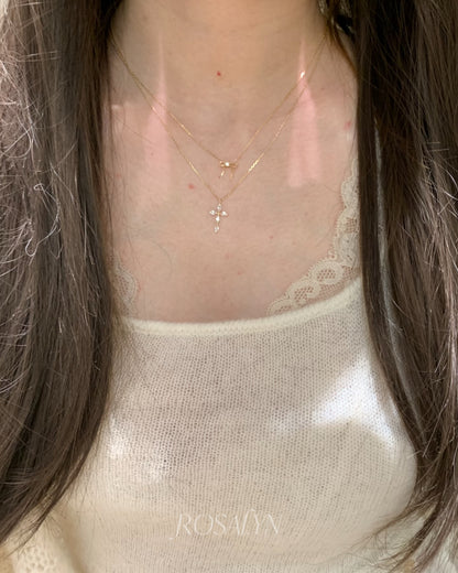 CRYSTAL-LIKE CROSS NECKLACE