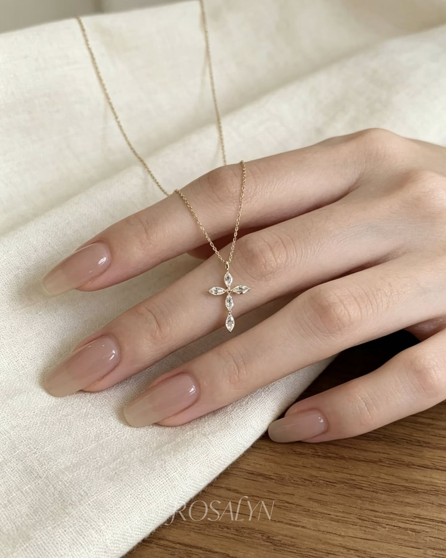 CRYSTAL-LIKE CROSS NECKLACE