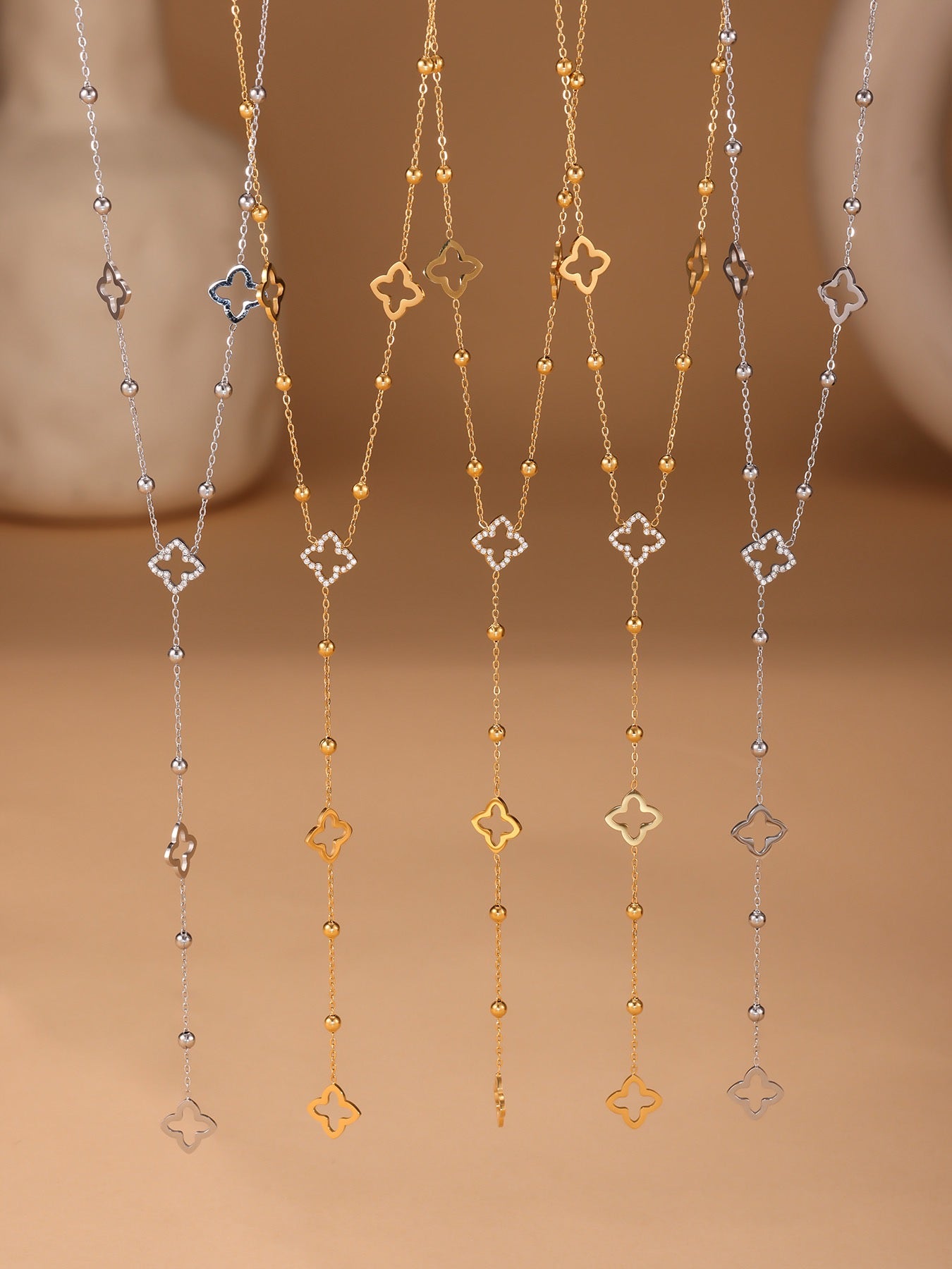 LUCKY FRINGE NECKLACE