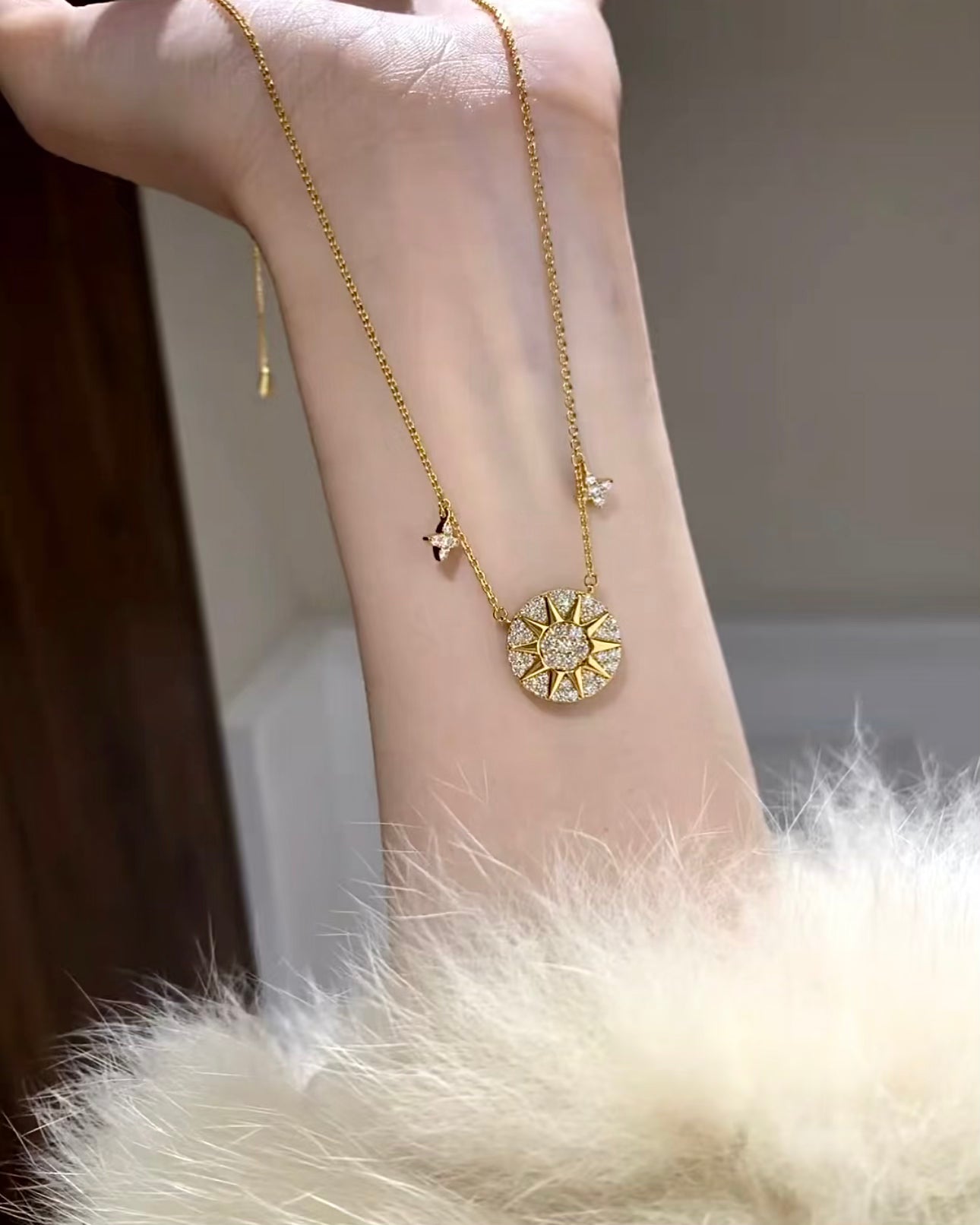 COLLIER ÉTOILE À HUIT BRANCHES