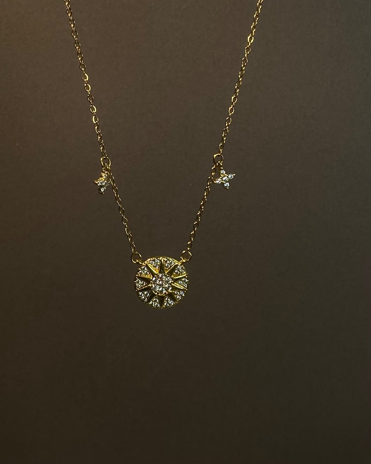 COLLIER ÉTOILE À HUIT BRANCHES