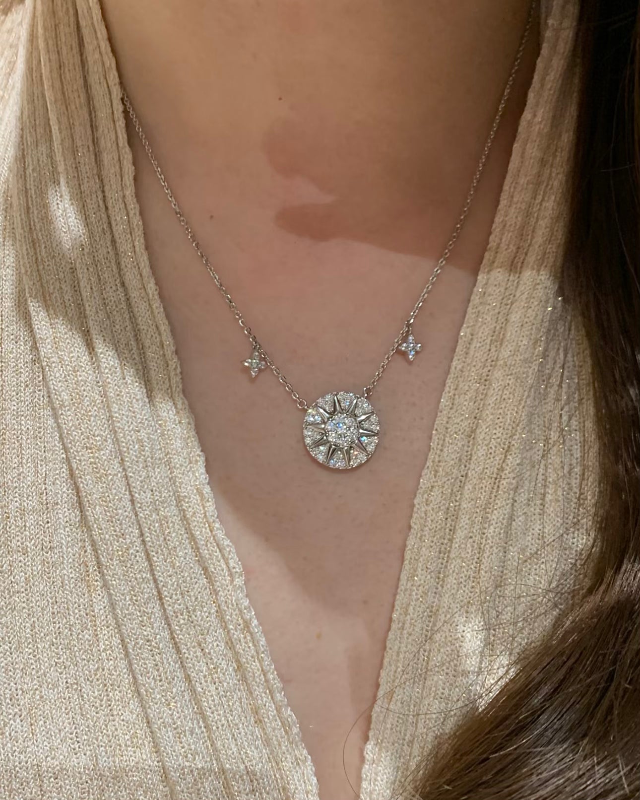 COLLIER ÉTOILE À HUIT BRANCHES