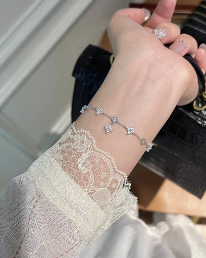 FOUR-LEAF BUBBLE DIAMOND BRACELET